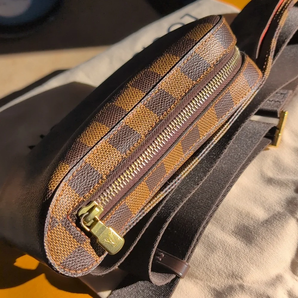 *MINT USED* Authentic Louis Vuitton Damier Ebene Geronimos Crossover/ Waist Bag - Picture 5 of 11
